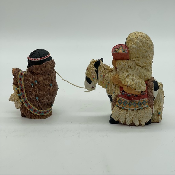 Friends of the Feather Mary Holding Jesus - Picture 7 of 9